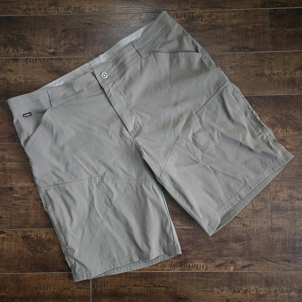 Kuhl Men's Cargo Shorts - Light Gray